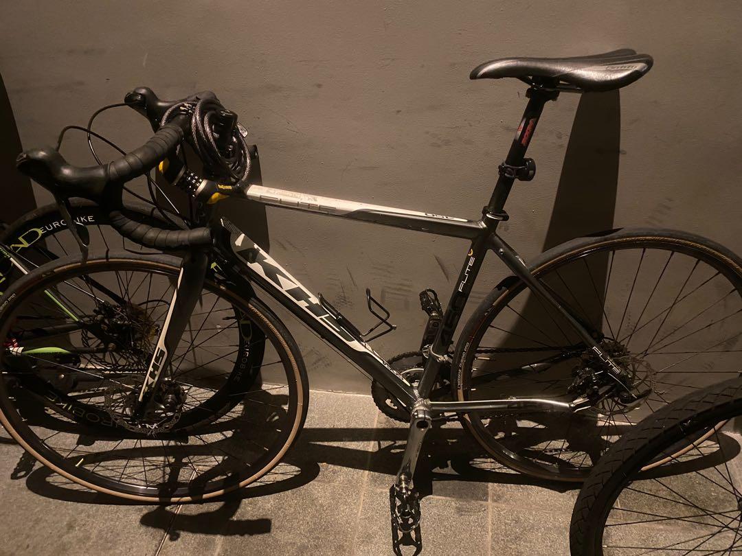 KHS Flite 450 Quick sale great deal