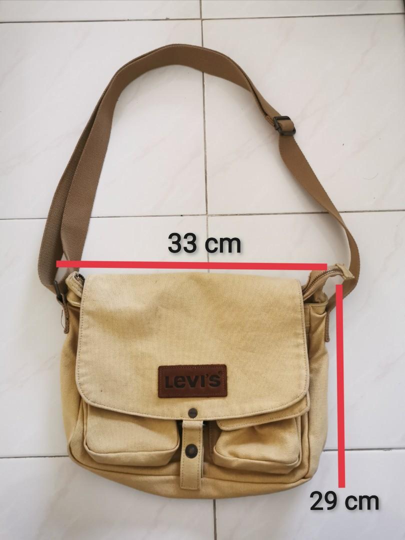 levi's messenger bag
