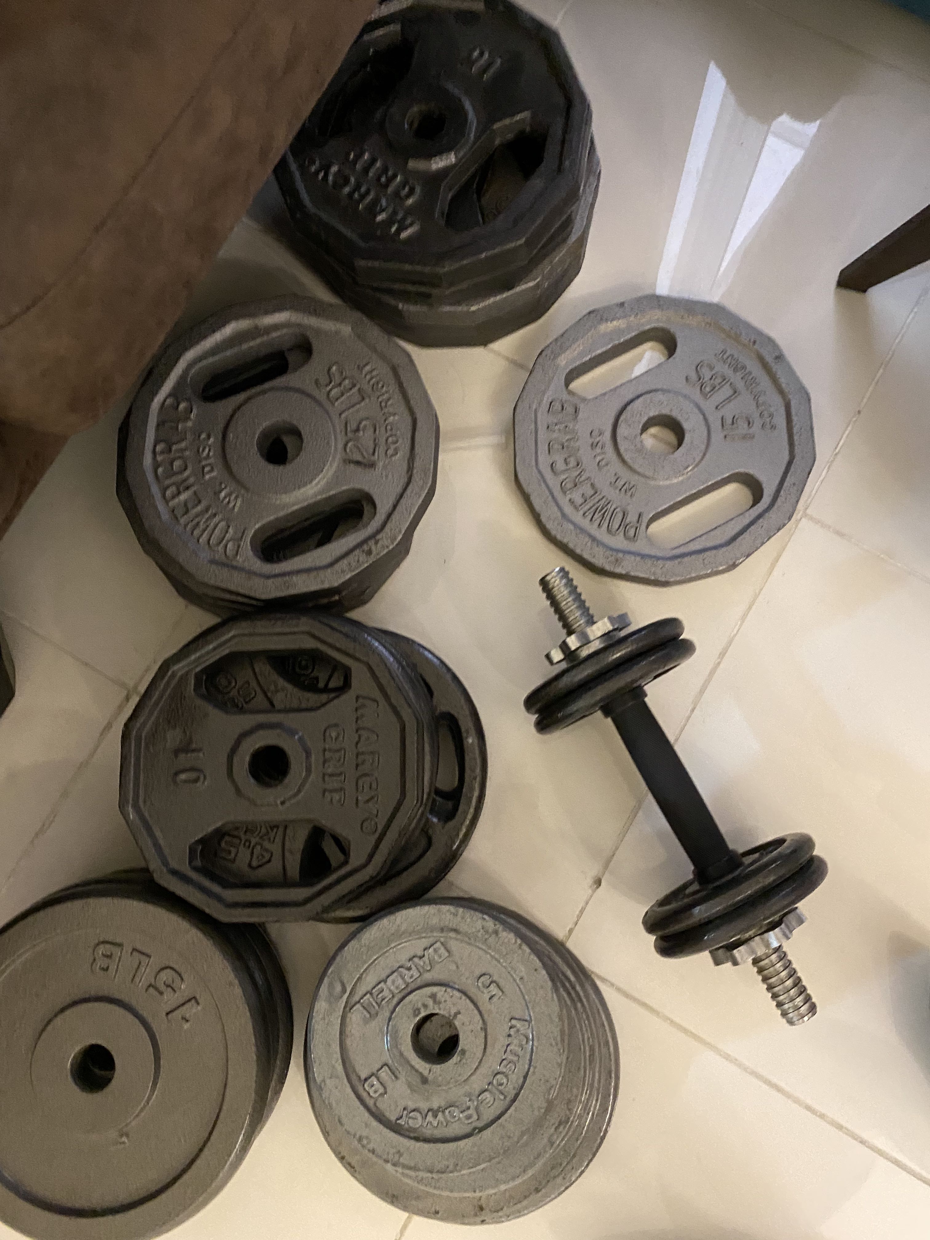 Metal Lifting Plates (Sold Per Pair/ Bulk), Sports Equipment, Exercise