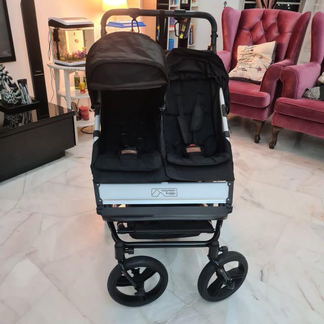 Mountain buggy v2 hot sale duet