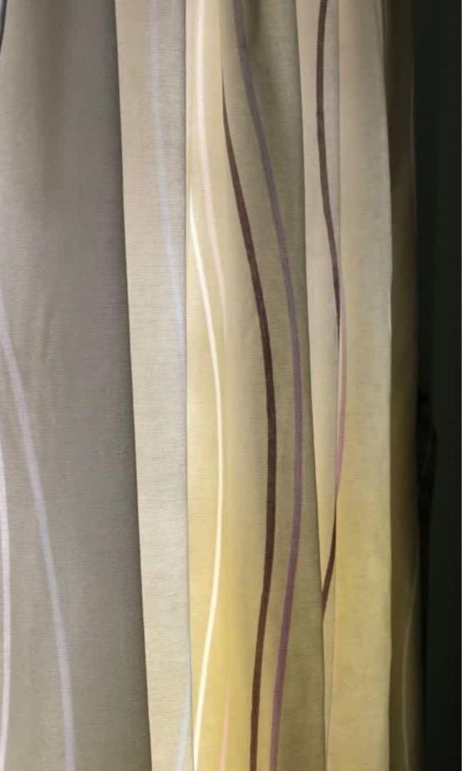 Curtains (Category: Curtains & Blinds) located in Singapore. Submitted by cylam (Listing ID 1108968421, Image 3). Description: Generally in good condition. Overall Dimension : 1530mm (W) x 1530mm (H). Approx. 2 x 765 (W) x 1530mm (H). Self pickup. .