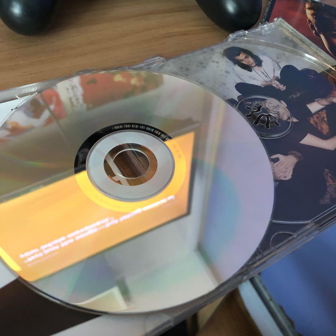 ONE DIRECTION MADE IN THE A.M. ALBUM (Category: CDs & DVDs) located in Caloocan City. Submitted by makimazumi (Listing ID 1108953868, Image 2). Description: Preloved 1D album no scratches no damage caloocan area gcash or bpi.