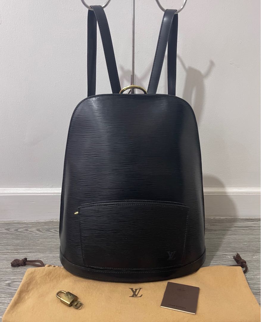 Onhand Like new Authentic Original Louis Vuitton Lv Gobelins Black