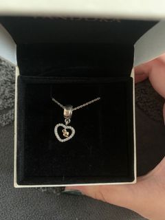 (Category: ) located in . Submitted by daisesflowerx (Listing ID 1109002235, Image 1). Description: .