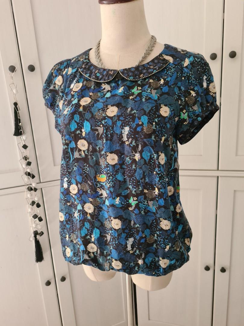 Peter pan collared top (Category: Blouses) located in Petaling Jaya. Submitted by mismatch_socks (Listing ID 1109024513, Image 1). Description: Peter Pan collared top in a whimsical print. Garnered waistline. Easily fits into your wardrobe. Pair it with a skirt or pants or even shorts! Fits UK 8-10. Postage +8 RM 38 Posting items exclude weekends. All payments received Friday , can only be posted on the following Monday. For more items,please cli