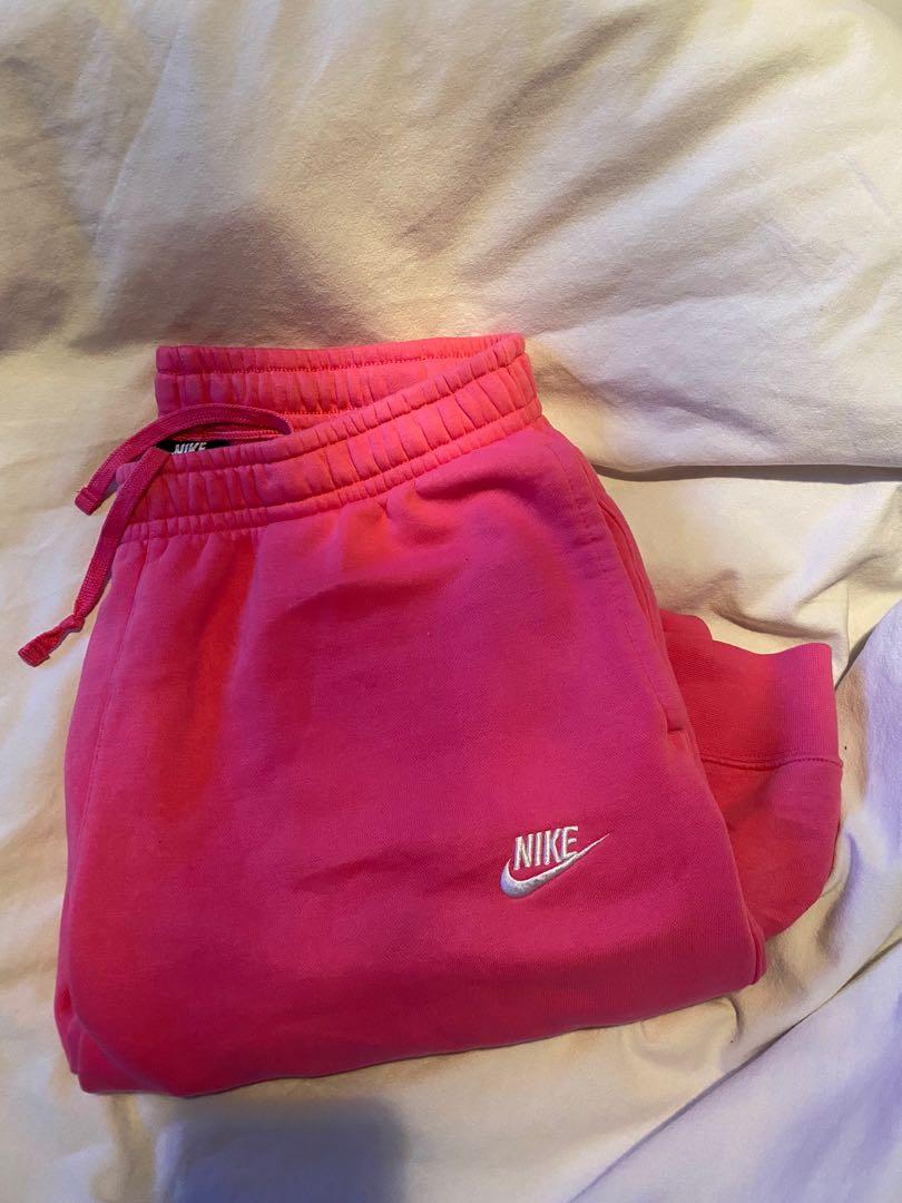 Pink top nike sweatpants