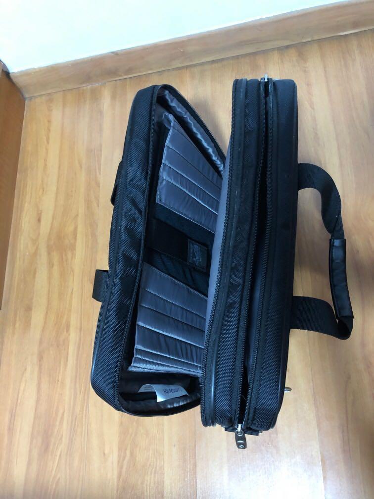 Samsonite Classic Business Laptop Bag, Men's Fashion, Bags, Briefcases
