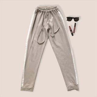 (Category: ) located in . Submitted by someclothes.ph (Listing ID 1107938496, Image 1). Description: .