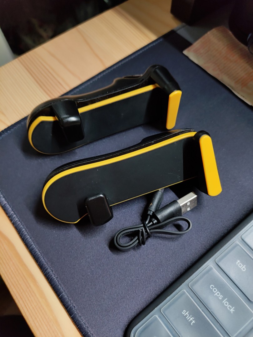 Tablet Trigger L1 R1 PUBG CODM (Category: Controllers) located in Manila. Submitted by yulo.wil (Listing ID 1108991781, Image 1). Description: .