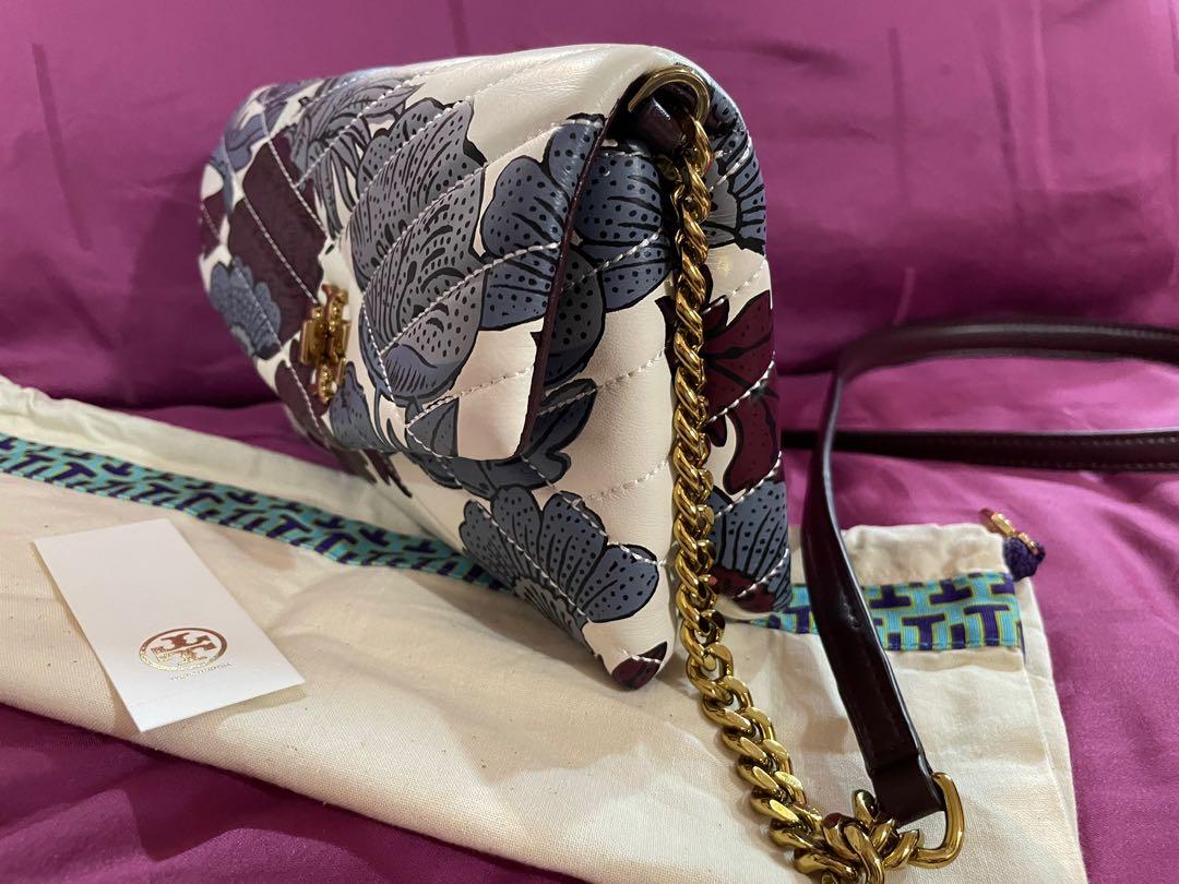 Tory Burch Kira Chevron Printed Chain Wallet Women s Fashion Bags Wallets Purses Pouches on Carousell