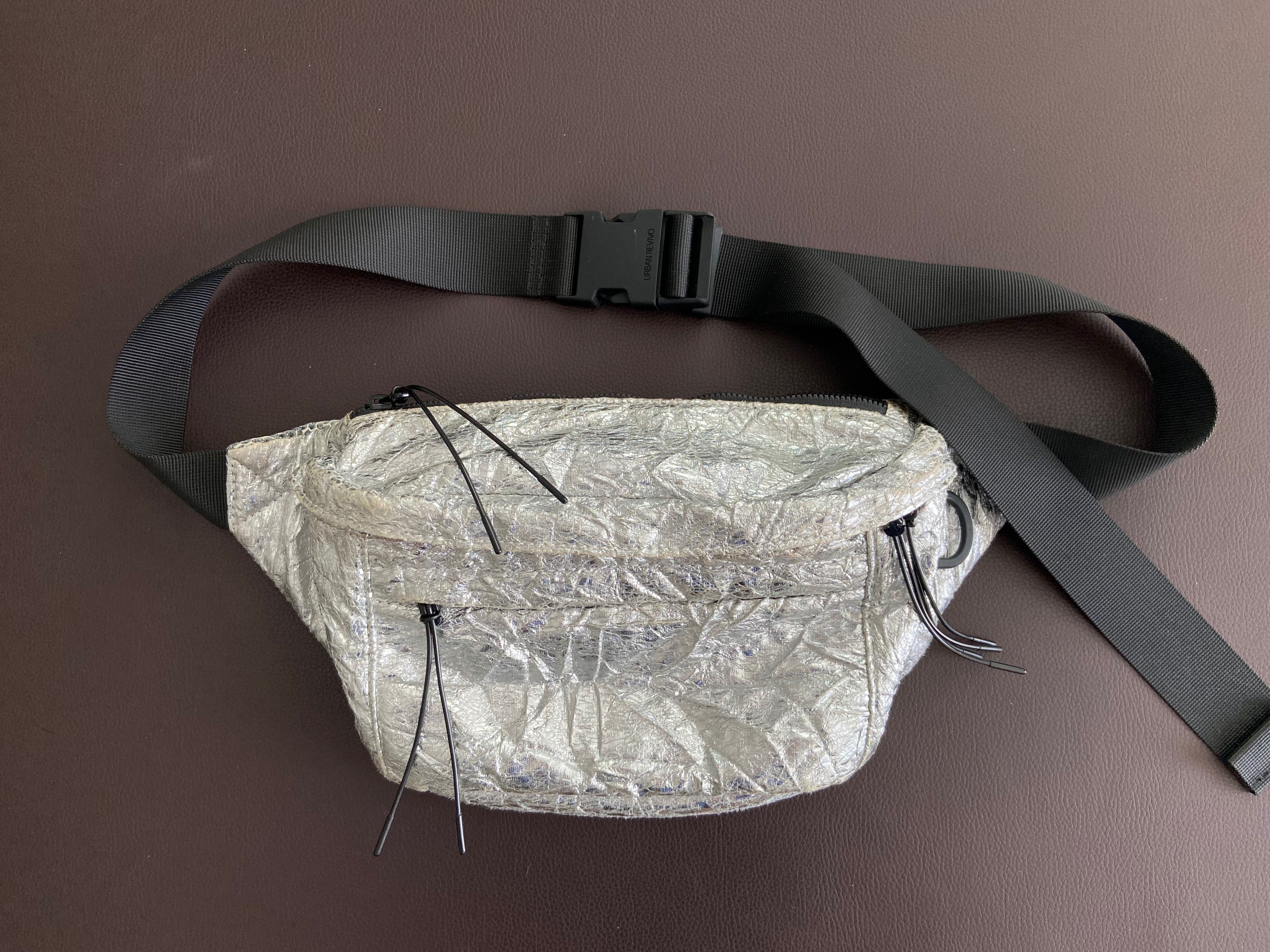 metallic silver fanny pack