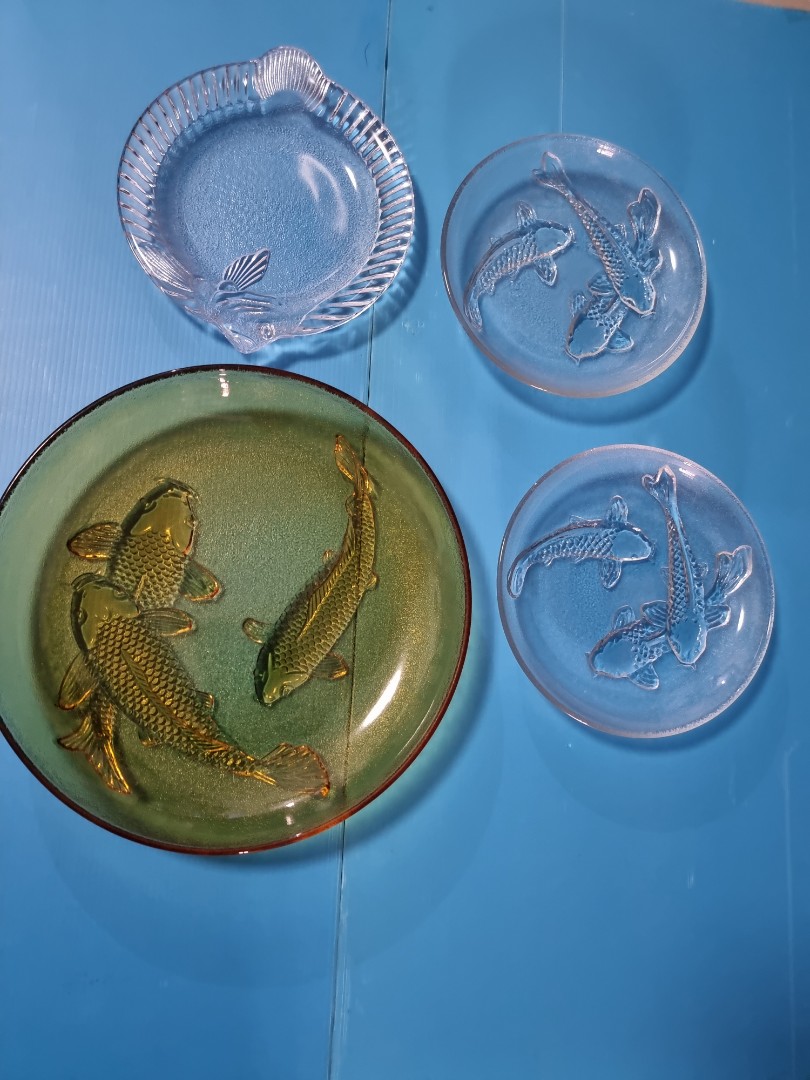 Vintage fish glass plate, Furniture & Home Living, Kitchenware