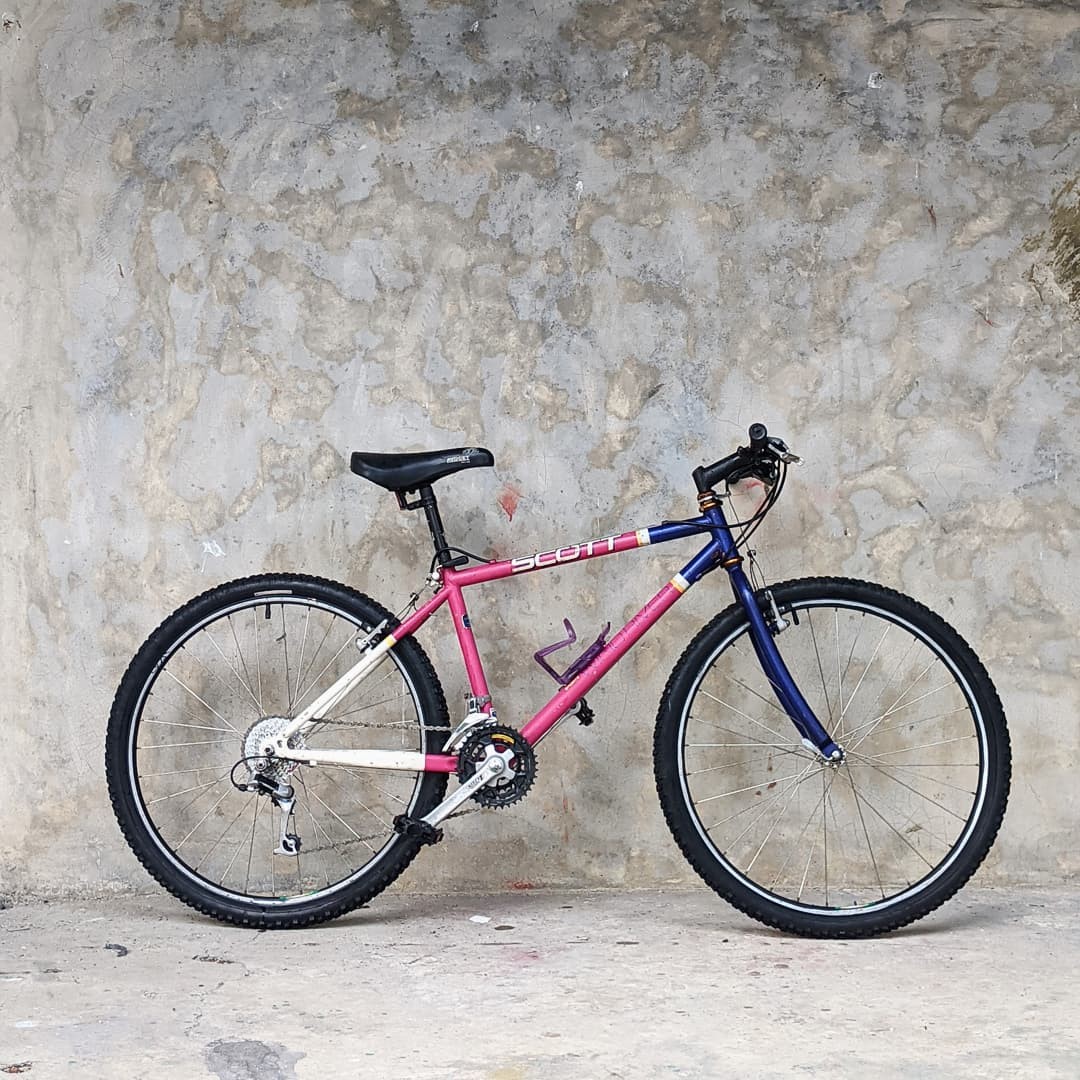 Scott wind top river mountain bike
