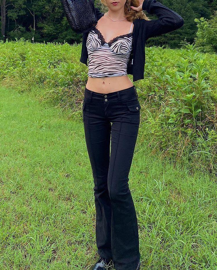 y2k black low waisted flared jeans 