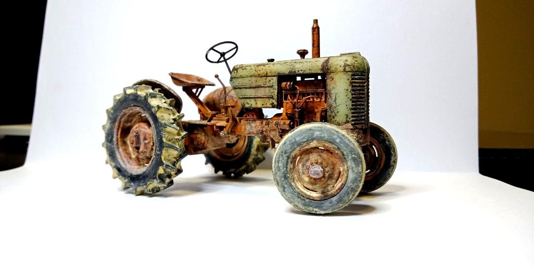 1/35 built, US tractor CASE VAI civilian version, for diorama 