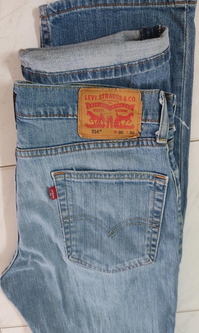 242. Levis 514 30x30 fit straight blue jean Men s Fashion Bottoms Jeans on Carousell