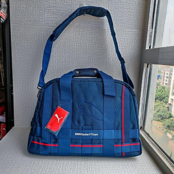 美國 PUMA X BMW Sauber F1 Team 寶馬 深藍色牛津布 手挽 斜咩袋