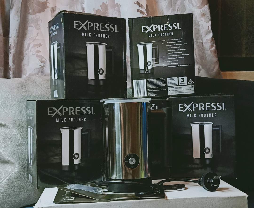 Aldi Expressi Milk Frother, 250ml, TV & Home Appliances, Kitchen