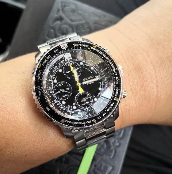 BNIB Seiko Discontinued SNA411 SNA411P1 SNA411P Flight Alarm Chronograph Black Dial Stainless Steel Bracelet Men's Men's Fashion, Watches & Accessories, Watches on Carousell