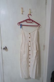 (Category: ) located in . Submitted by sunsetsunrisesg (Listing ID 1109272477, Image 1). Description: .