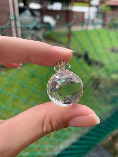 (Category: ) located in . Submitted by harmonywealthcrystals (Listing ID 1109141570, Image 1). Description: .