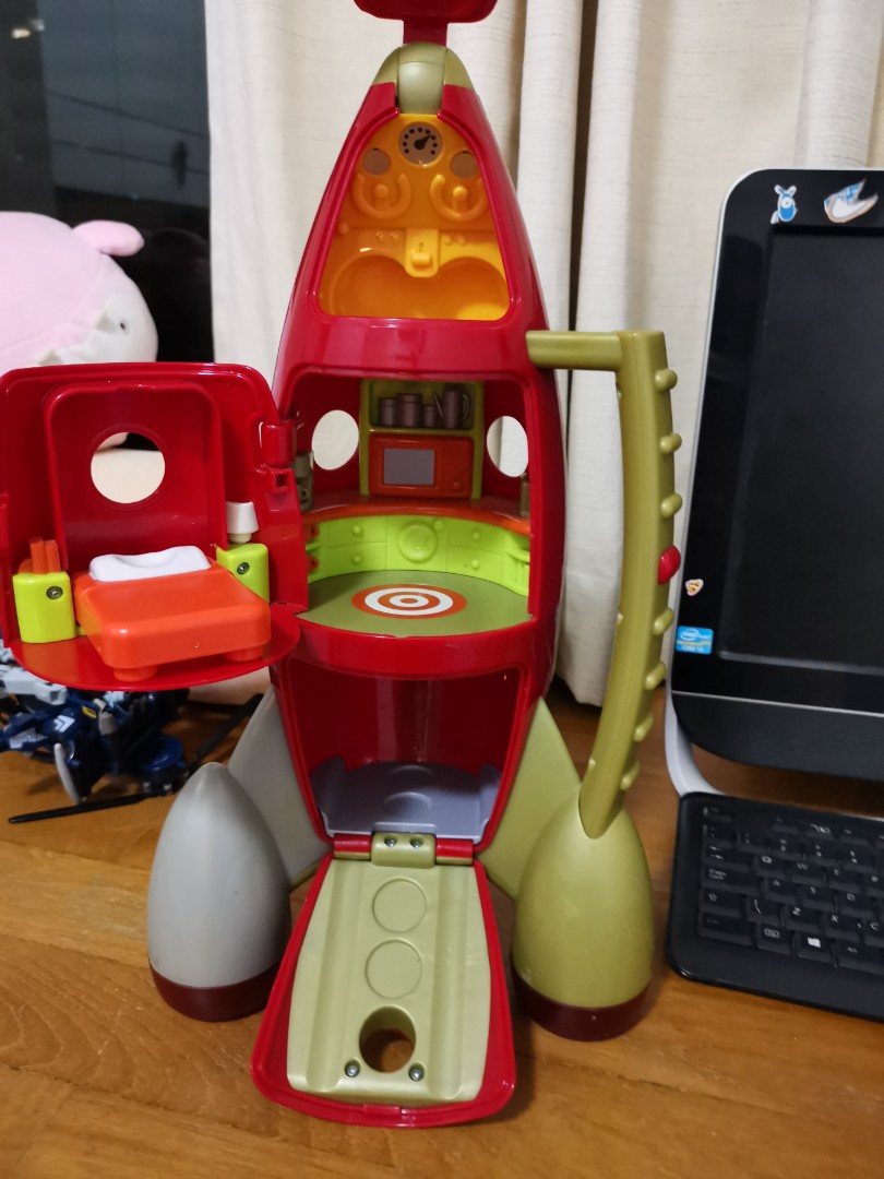 ELC kids play Rocket (With Electronics and lights), Hobbies & Toys