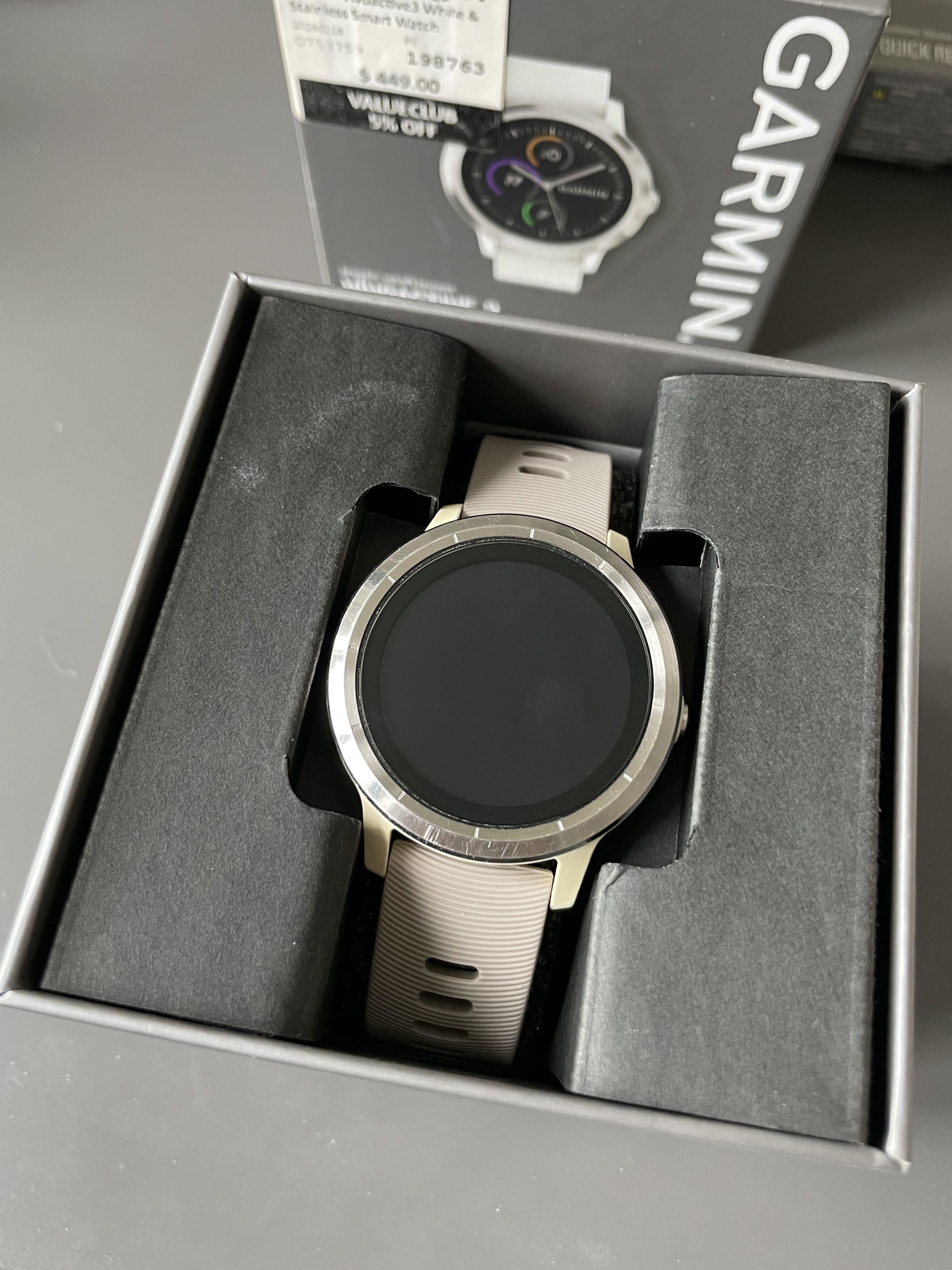 Garmin vivoactive 3 top sandstone