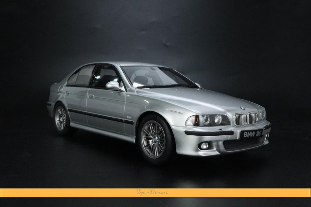 OttO Mobile 1:18 BMW E39 M5 Titanium Silver / Interieur gris 