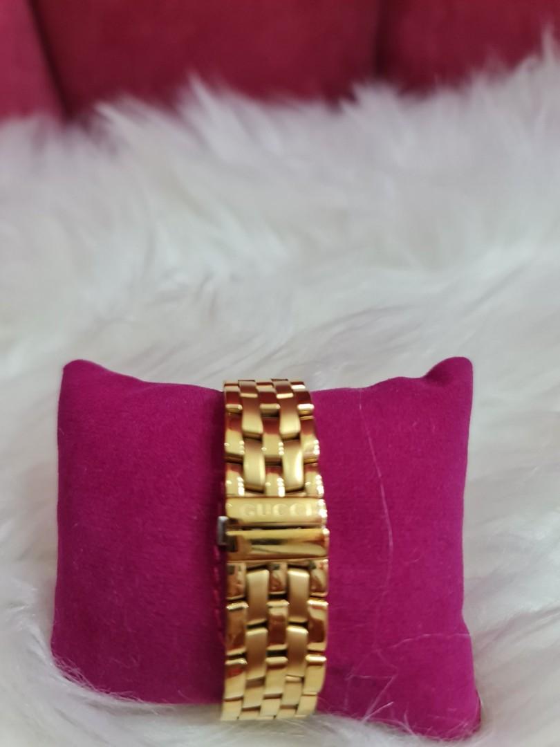 Gucci watch with diamonds (Category: Women's Watches) located in Manila. Submitted by dendc (Listing ID 1109141068, Image 3). Description: authentic gucci watch with diamonds. no inclusions. 16cm.