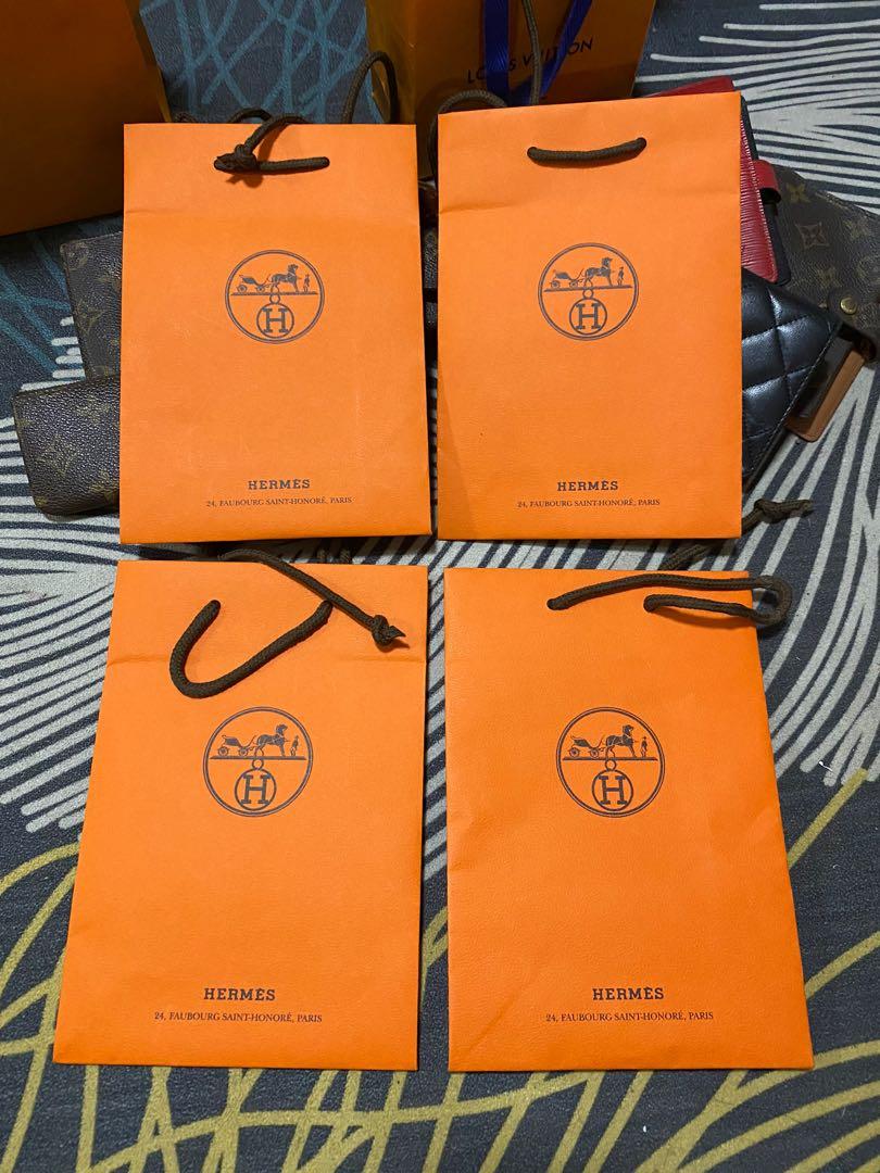 Hermes small paper bags (Category: Luxury Accessories) located in Cainta. Submitted by jtc23 (Listing ID 1109342721, Image 1). Description: 450 each 400 each if take all Thank you 🙏.