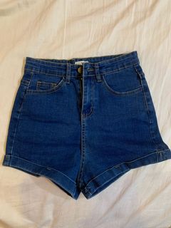(Category: ) located in . Submitted by en_preloved (Listing ID 1109290383, Image 1). Description: .