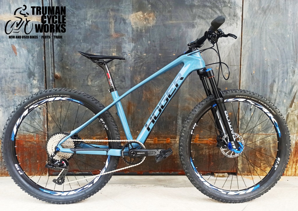 Hoger Carbon Fiber Mountain Bike