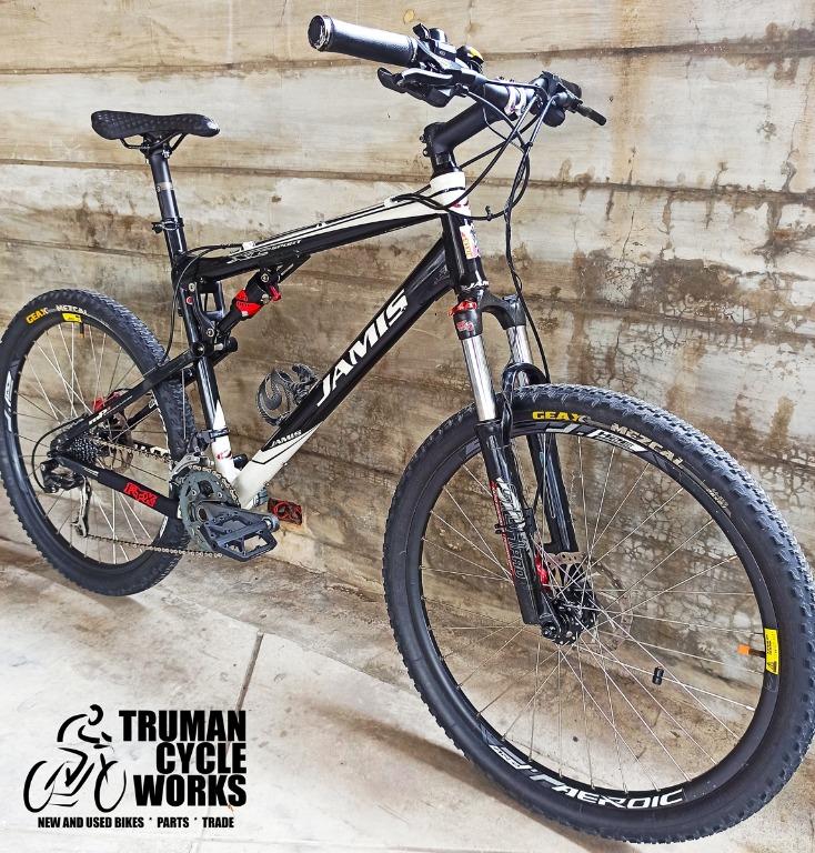 jamis-dakar-xc-sport-full-suspension-mountain-bike-sports-equipment