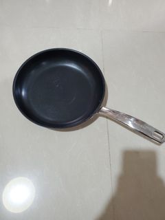 （分類：）位於 。 由 cody0107 提交（商品編號 1109242168，圖片 1）。簡介： 。