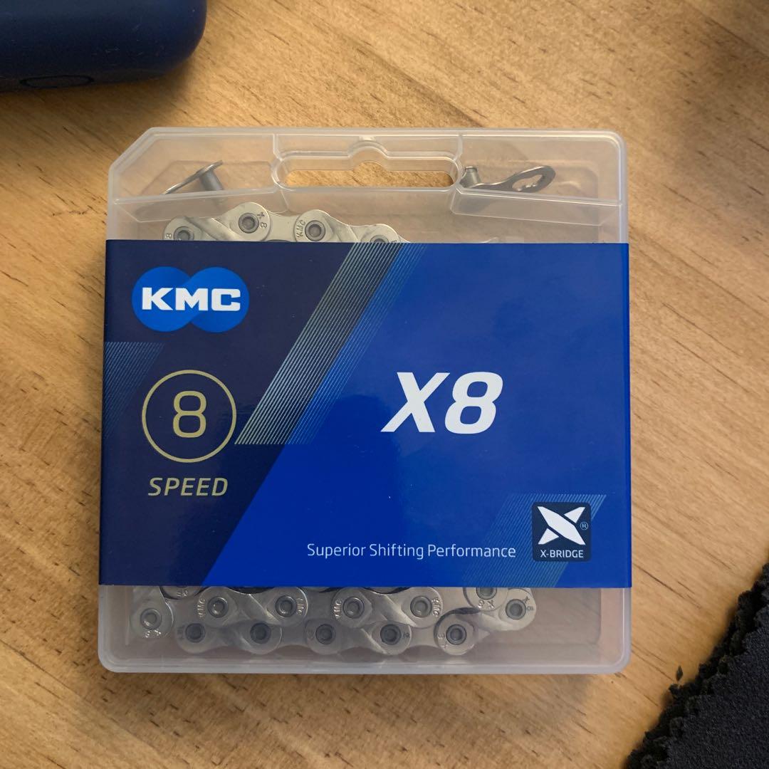 KMC X8 (Silver), Sports Equipment 