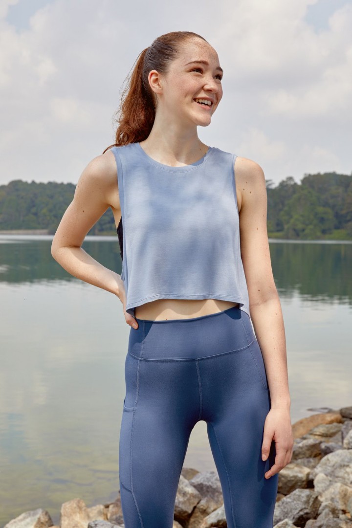 Kydra Swift Crop Tank II (Glacier), Women's Fashion, Activewear on Carousell