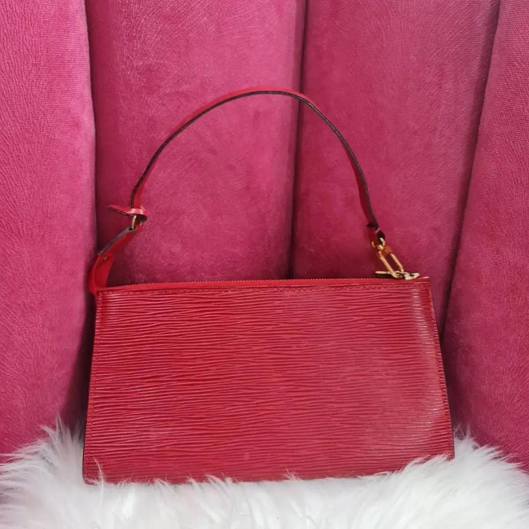 Louis vuitton epi rouge red pochette (Category: Luxury Bags & Wallets) located in Manila. Submitted by dendc (Listing ID 1109248963, Image 2). Description: with dustbag.