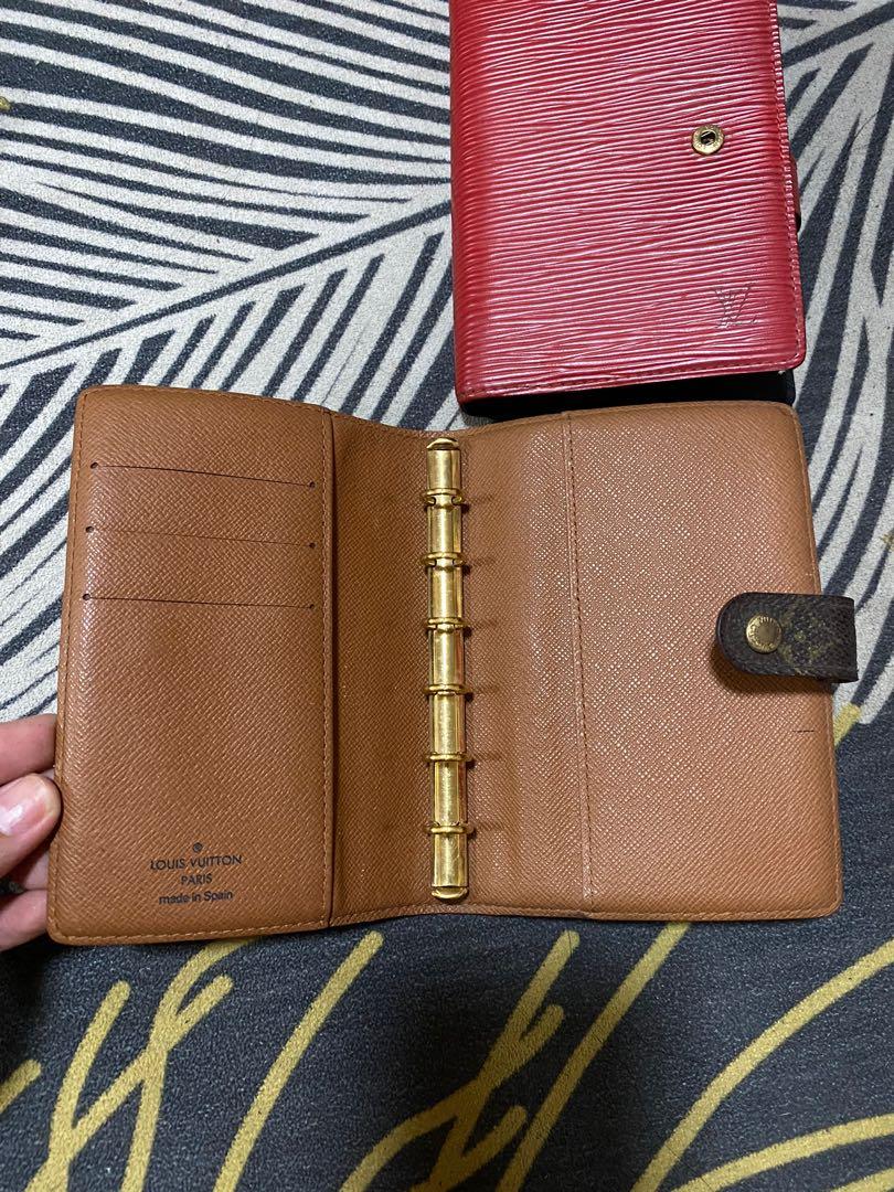 Louis Vuitton mini agenda monogram (Category: Luxury Bags & Wallets) located in Cainta. Submitted by jtc23 (Listing ID 1109342301, Image 2). Description: Authentic Louis Vuitton mini agenda Negotiable for sure buyer Used but not abused please see photos to appreciate Agenda alone Wala na iba kasama Thank you.