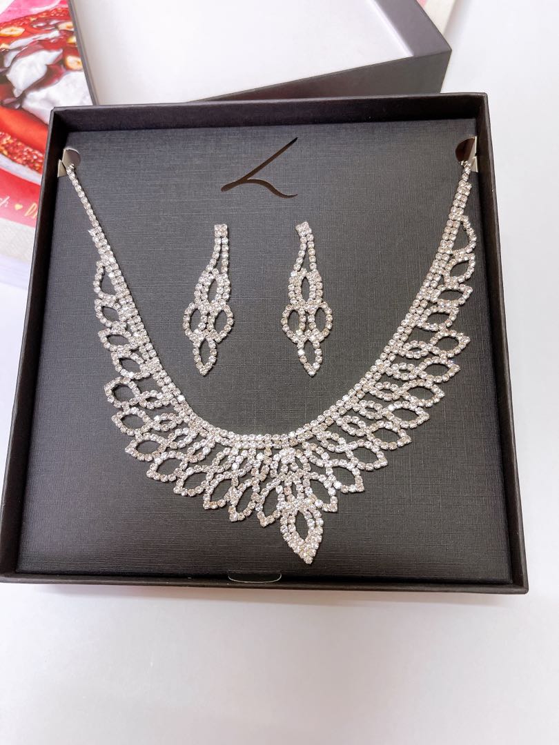 Bridal Party Necklace Earrings Set Silver Colour With Shining Rhinestones -  Etsy