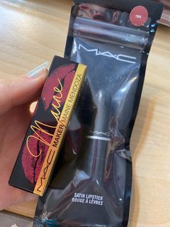 (Category: ) located in . Submitted by makeup_goodies (Listing ID 1109212811, Image 1). Description: .