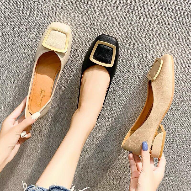 Gold low deals chunky heels