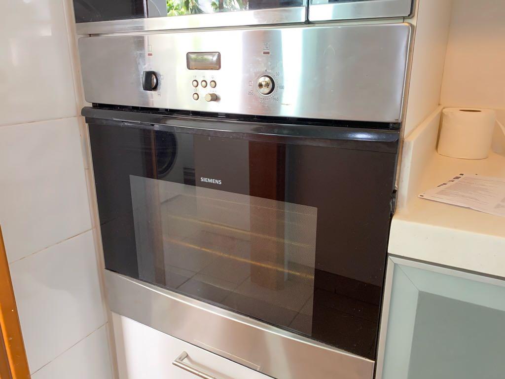 nål element Høne Old Siemens oven, TV & Home Appliances, Kitchen Appliances, Ovens &  Toasters on Carousell