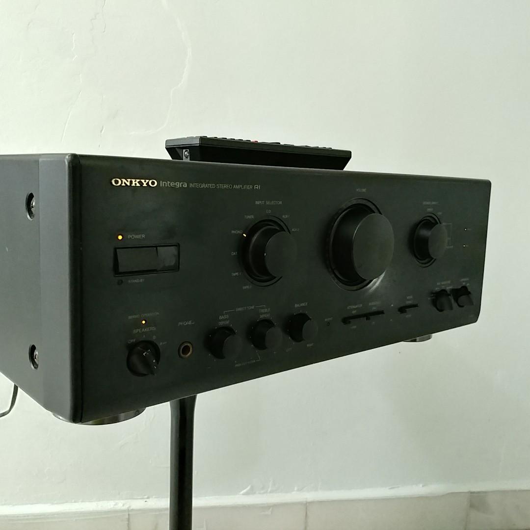 Onkyo Integra Premium Series A809 Stereo Integrated Amplifier with