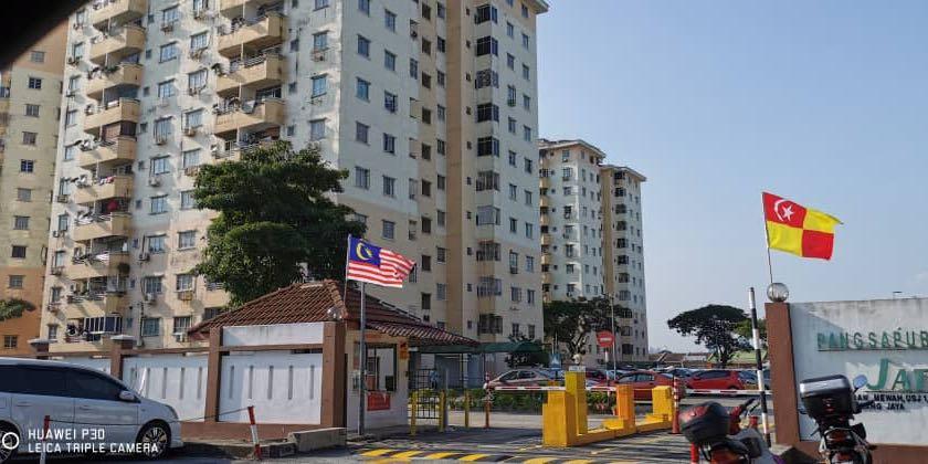 Pangsapuri Jati 2 Persiaran Subang Mewah L Usj 1 Property For Sale On Carousell