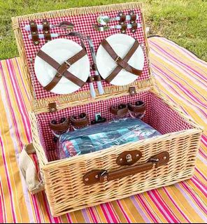 (Category: ) located in . Submitted by picnicwithbae (Listing ID 1109326079, Image 1). Description: .