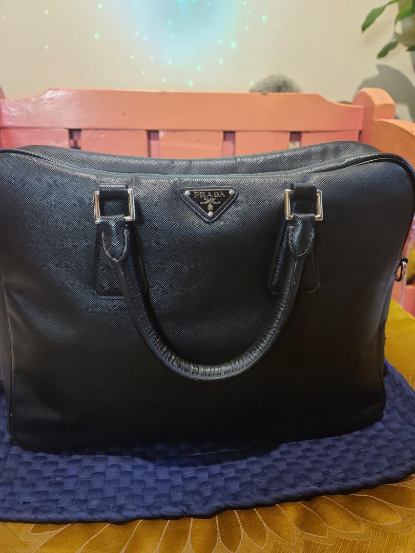 Prada Document Bag (Category: Luxury Bags & Wallets) located in Manila. Submitted by shoppingspree008 (Listing ID 1109335143, Image 1). Description: This is a preloved Prada Bag.Authenticity not guaranteed hence the price ♡.