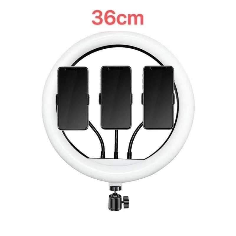 ringlight (Category: Lighting & Studio Equipment) located in Manila. Submitted by saguittarian06 (Listing ID 1109249891, Image 3). Description: Ringlight 26cm bulb type with 2.1 meter stand and 1 cp holder👉350php ring light 33cm bulb type with 2.1 meter stand and 1 cp holder👉500php Ringlight 36cm bulb type with 2.1 meter stand and 3 cp holder👉750php Ringlight 45cm bulb type with 2.1 meter stand and 3cp holder 👉1400php.