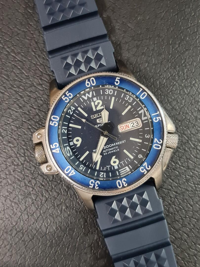 Seiko5 Sports Atlas 7S36-01E0 Rare Blue, Men's Fashion, Watches