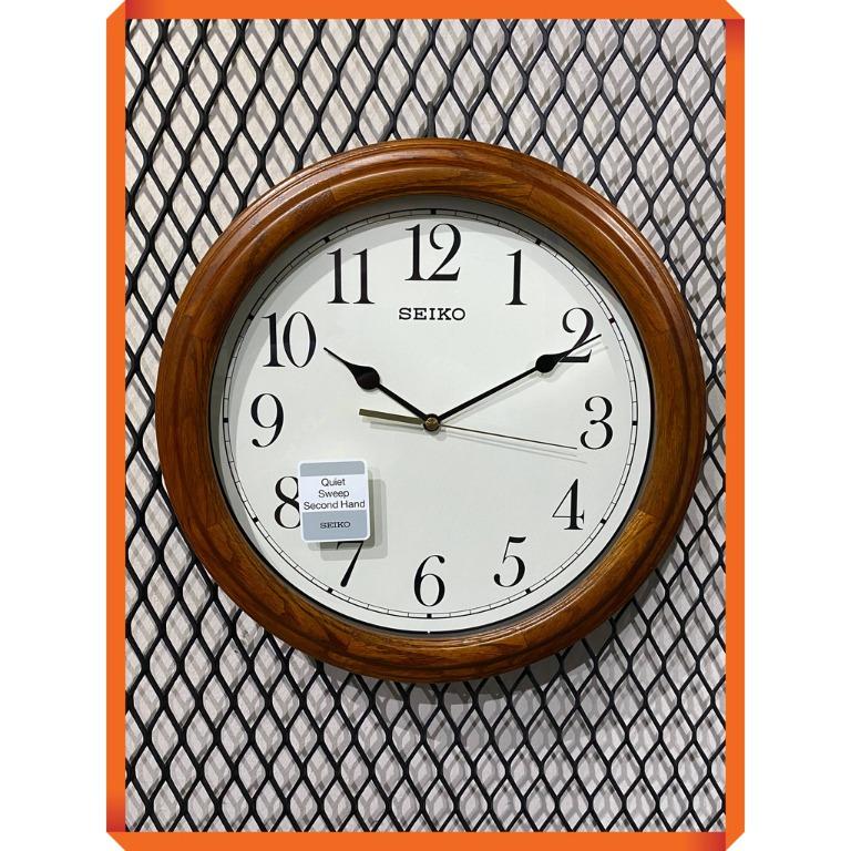 SOLID OAK* Seiko QXA528B QXA528 Quiet Sweep Wooden Case Wall Clock,  Furniture & Home Living, Home Decor, Clocks on Carousell