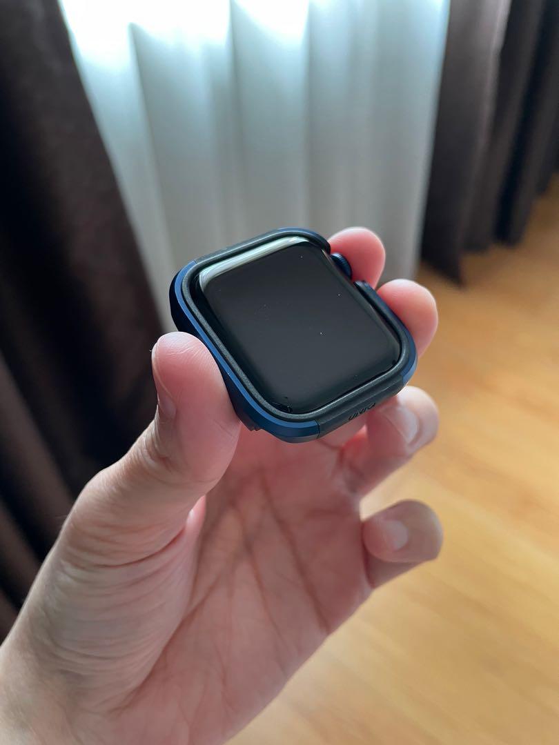 Uniq apple sales watch case